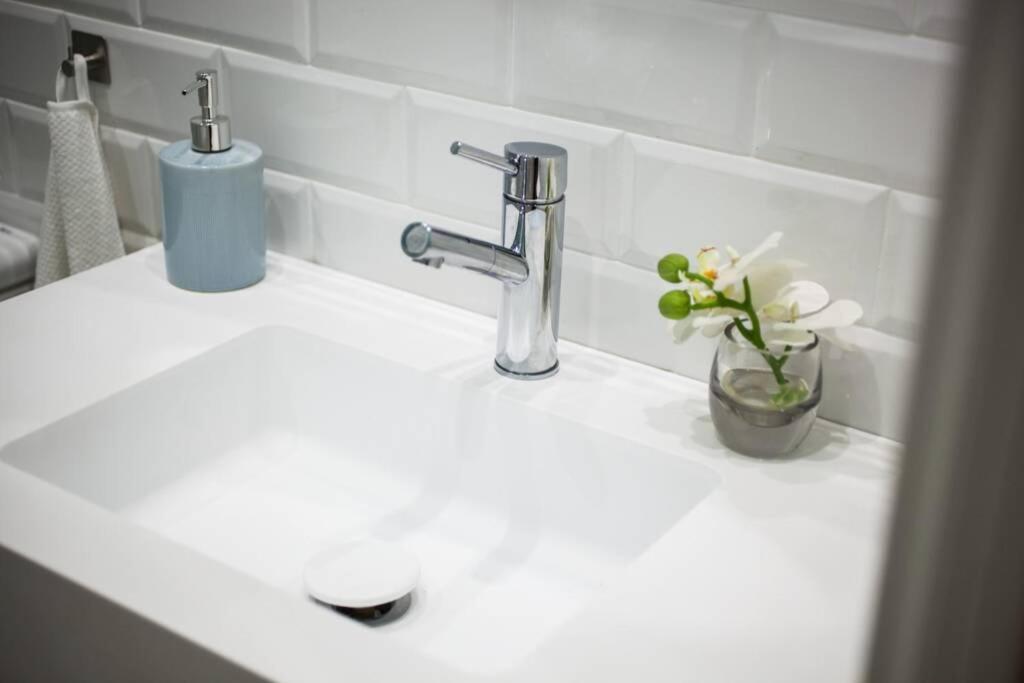 Bonito Apartamento, Nuevo Y En El Casco Viejo!!! Apartment Bilbao Bagian luar foto